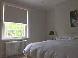 Blackout Roller Blind For Bedroom Window White Blind Sash Window Blind Made To Measure Made In Uk Modern Blinds Home White Blinds Insulated Drapes