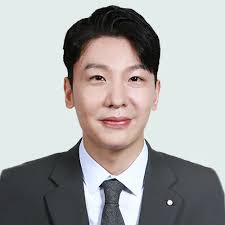 witch's game/characters