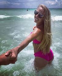 Randi mahomes, mother of chiefs quarterback patrick mahomes has called out super bowl officials in a tweet mentioning supermodel gisele bündchen. Grow Your Peach Kansas City Chiefs Star Patrick Mahomes Gf Reveals Insane Butt Workout Daily Star