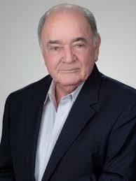 Kurt Penn's Instagram, Twitter & Facebook