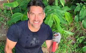 Ameka jane is covered by numerous wiki sites as well as tabloids. Jamie Durie Manpower Years