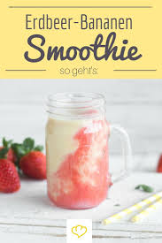 Smoothie Mit Banane Und Erdbeerswirl Rezept Smoothie Leckere Smoothie Rezepte Smoothie Rezepte Gesund
