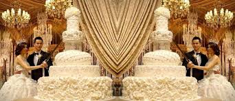 43 largest wedding cakes ranked in order of popularity and relevancy. 9 Of The Biggest Wedding Cakes In The World Wedded Wonderland