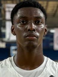 Toni Bryant's Instagram, Twitter & Facebook