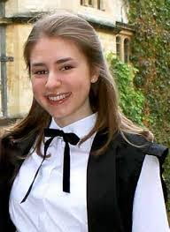 Daisy Mercer's Instagram, Twitter & Facebook