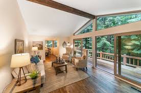 Spruce up your home with our amazing decor. Redefining Modern And Traditional Home Design