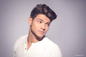 Prêt à livrer bataille révélé dans la série pep's, rayane bensetti sera au casting de la. Pin On Rayane Bensetti