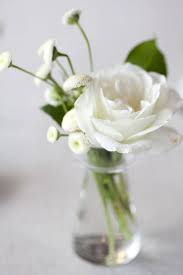 We specialize in the design, production, and packaging of a wide variety of artificial flowers. San Francisco Wedding By First Comes Love Photography White Flower Arrangements Bud Vases Arrangements Winter Flower Arrangements