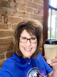 Beautiful morning walk with some of my favorite ladies 💗 *no walk next  week but you can join us for “tacos and testimonies” Saturday evening!*