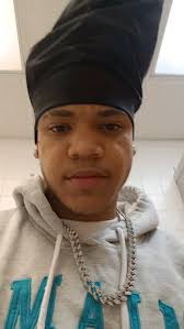 Life's full of challenges that you have to deal with in the end, either u  face it or fall.#hardknock #strugglebaby👣 # kutthroatshop