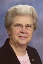 Dee Rowley's Instagram, Twitter & Facebook