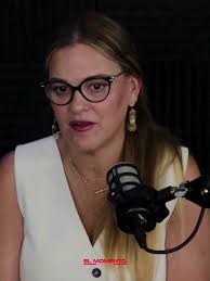 🎙"Los servidores públicos estamos de paso.." 📍Hoy Estreno Episodio Uno  "Una Charla Sin Rodeos" #Yucatán @ceciliapatronl @marissapereaoficial