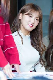 Momoland là nhóm nhạc nữ thế hệ mới gồm 9 thành viên: How Momoland Amino