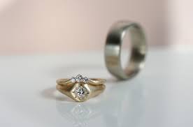 This Mismatched Wedding Band Set Is A Cool Mix Of Traditional And Alternative Design S Wedding Band Sets Mismatched Wedding Bands Eco Friendly Engagement Rings