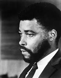 Old Black Actor With Deep Voice James Earl Jones Earl Jones Actors Black Actors