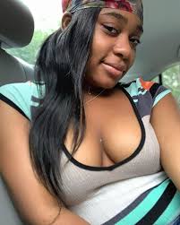 Dontae Queen's Instagram, Twitter & Facebook