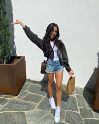 Download jenna ortega 2020 wallpaper for free in different resolution ( hd widescreen 4k 5k 8k ultra hd ), wallpaper support different devices like desktop pc or laptop, mobile and tablet. Jenna Ortega Style Clothes Outfits And Fashion Page 2 Of 11 Celebmafia
