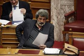 Βράδυ, μετά από πολύ βαρύ χειρουργείο. Xeiroyrghse Aimorroides O Polakhs Kai To Ebale Sto Facebook Fwto The Paper