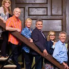 I used to have a crush on eve plumb (jan) and maureen mccormick (marcia) when i was watching the brady bunch. The Brady Bunch Star On Feuds Reunions And Renovation E Online