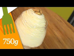 Creme Patissiere Vanille Inratable كريم باتسيير أو كريمة الحلواني بالفانيلا لذيذة و ناجحة Youtube Creme Mousseline Facile Creme Pour Gateau Sauce Sucree