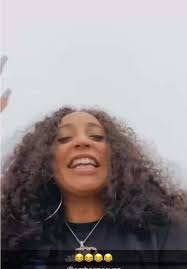 😒😂😂😂 I’m tryna be cute and she’s a whole gang member 😆 🤘🏽