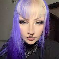 Jamie Peach's Instagram, Twitter & Facebook