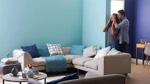 The color scheme of the lounge should relax you, but not too much. 6 Sociable Colour Schemes To Revamp Living Room Walls Dulux