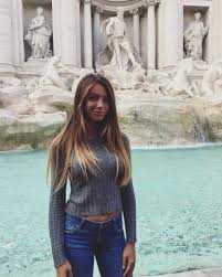 Screenshot da video andrea cerioli gives an exciting moment to the audience of'island of the famous 2021. Uomini E Donne Chi E Arianna Cirrincione Ecco La Modella Genovese Corteggiatrice Di Andrea Cerioli Gallery