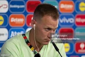 1,595 Adam Lang Photos & High Res Pictures