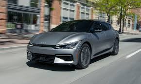The center console also appears to be a different shape than the ev6's, but its button layout and big central dial that acts as a gear selector are reminiscent of the electric kia. 2022 Kia Ev6 All Electric Crossover First Look Autonxt