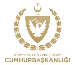 Cumhurbaşkanlığı forsu, cumhurbaşkanının kaldığı yerde veya ziyaret ettiği yerde bayrak direğine çekilmekle beraber sabahtan akşama dek orada kalır. Kktc Cumhurbaskanligi Cumhurbaskanligi Resmi Logosu