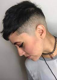 Most stunning and captivating short hairstyles/haircuts for african american women by wendy styles. 51 Edgy And Rad Short Undercut Hairstyles For Women Undercut Hairstyles Short Hair Undercut Womens Hairstyles