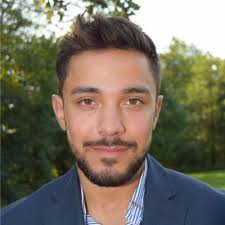 I've officially completed one year at Accenture! I am incredibly grateful… 