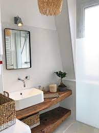 Parcourez notre galerie de salles de bain et trouvez le mobilier idéal pour votre salle de bain! Petite Salle De Bain Optimisee Inspiration Coup De Coeur Cote Maison