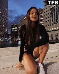 Raducanu nuda