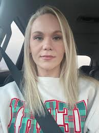 Looking for suggestions for hair styles -keep same colour