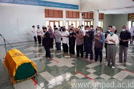 Ijazah sarjana muda (penuh masa). Prof Faisal Afiff Guru Besar Feb Unpad Meninggal Dunia Universitas Padjadjaran