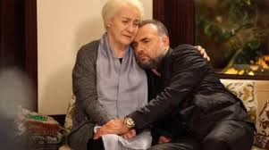 Muhteşem yüzyıl, ou « le siècle magnifique » en français, est une série télévisée turque créée par meral okay et produite par timur savcı.diffusée du 5 janvier 2011 au 11 juin 2014 sur la chaîne de télévision turque show tv, elle est depuis diffusée chaque semaine, en première partie de soirée, sur la chaîne star tv. Yuycti9z3ugzam