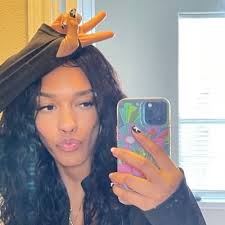 Leah Irwin (@irwin_leah)