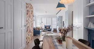 展現英倫風情 英國皇室藍演繹優雅生活 yahoo奇摩房地產 interior design apartment small living room decor apartment living room scandinavian