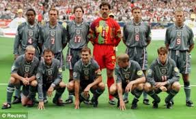 Southgate missed the dentist's chair evening in hong kong after speaking to stuart pearce football has changed enormously since euro 96 in terms of priorities and finance, but southgate. Gareth Southgate Follows Gazza And The Guvnor How Euro 96 Stars Flopped As Bosses Daily Mail Online
