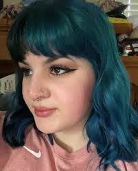 Shelly Doherty's Instagram, Twitter & Facebook