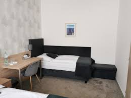 Nahrávačky simona bajusz a klára dvořáčková, blokařky raquel löff da silva, kateřina kvapilová, petra kožoušková a zuzana dostálová, smečařky martina michalíková, karolína fričová, michaela smolková a simona marešová, univerzálky gabriela kopáčová a. Penzion Ema B B Prostejov Updated 2021 Prices