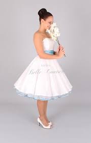 Check spelling or type a new query. Atelier Belle Couture Handgemachte 50er Kleider Und Brautmode Tea Length Wedding Dress Wedding Dresses Short Wedding Dress