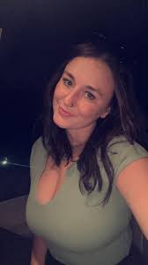 🔥 It's Steak Night! 🔥 with Anna Eakle! Come say hi! Enjoy a juicy 8oz  sirloin with cheesy potatoes, garlic bread, and a fresh salad for just $10!  🍽️🥩 Bring your friends