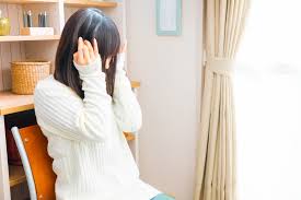 唾 飲み込む 音