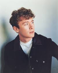 Derek Herr's Instagram, Twitter & Facebook