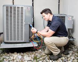 Commercial rooftop unit service