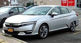 Let's compare the honda clarity electric, honda clarity fuel cell, and honda first up is the 2018 honda clarity electric model. Honda Clarity Wikipedia