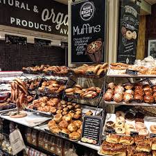 Wholefoods Market Lili Barbery En 2020 Aliments Complets Whole Foods Market Decor De La Boulangerie